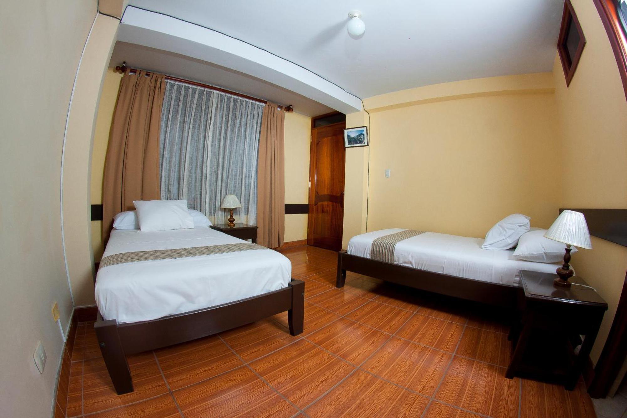 Yucay Plaza Inn Rum bild